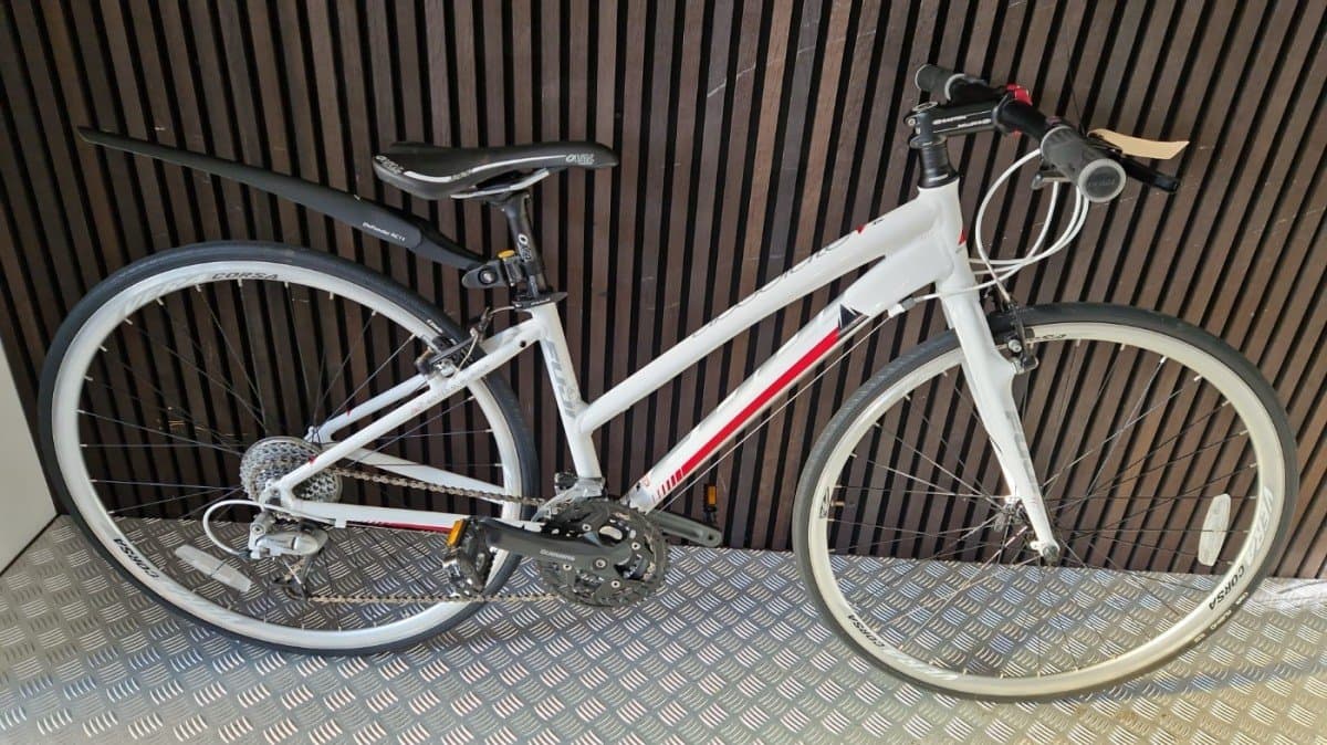 Fuji Racefiets Wit Tweedehands - Derailleur & V-Brake